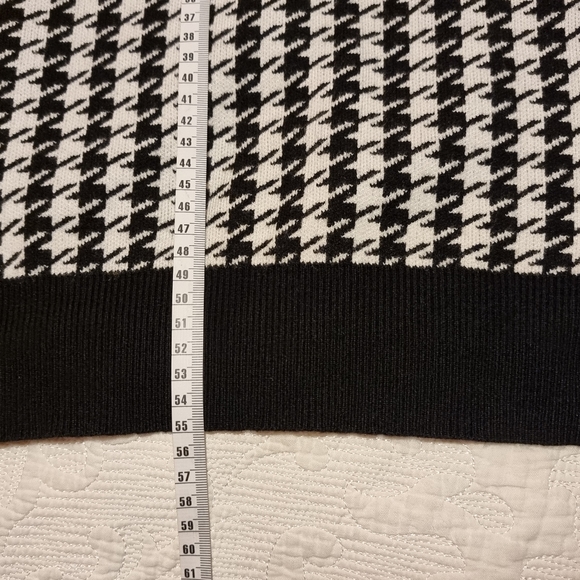 Shein houndstooth sweater vest - Picture 8 of 8